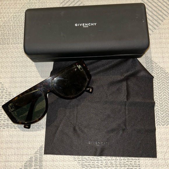 Givenchy Pilot Sunglasses